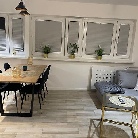 Brzostek Apartment Warschau Buitenkant foto