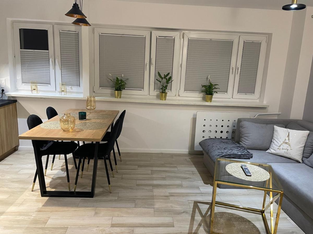 Brzostek Apartment Warschau Buitenkant foto