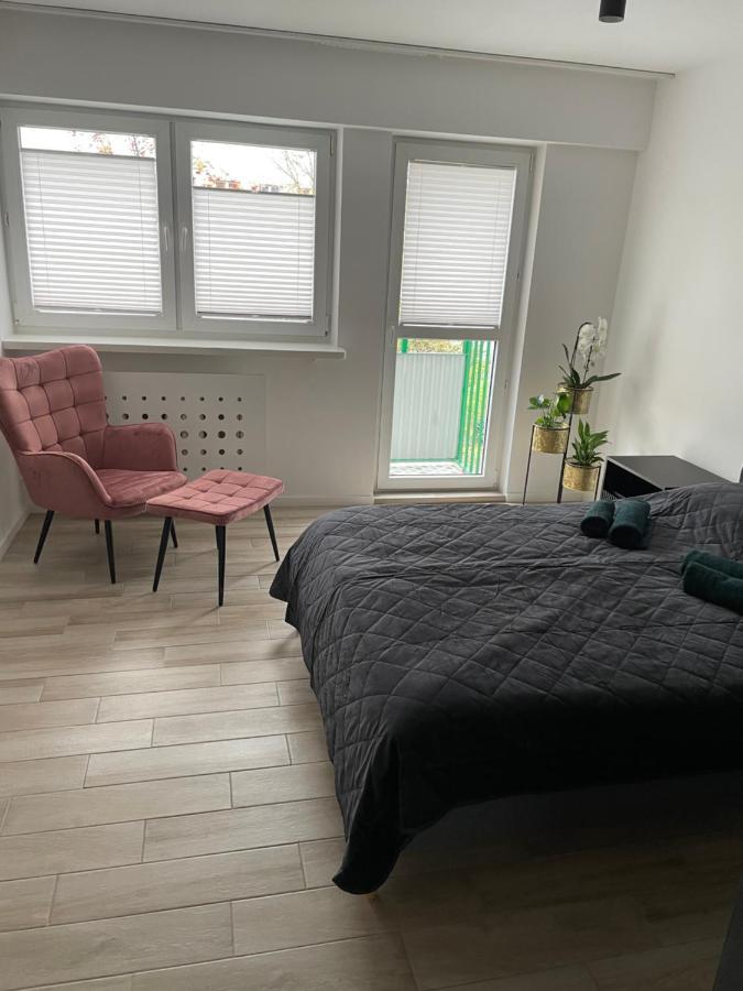 Brzostek Apartment Warschau Buitenkant foto